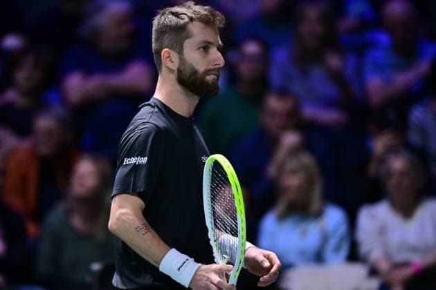 TENNIS : Rolex Paris Masters - Paris - 28 10 2025 Attitude of Corentin MOUTET ( France ) during the Rolex Paris Masters at Paris La Defense Arena on October 28, 2025 in Nanterre, France. (Photo by Federico Pestellini PSNewz ) ParisFrance  Copyright: xFedericoxPestellinix