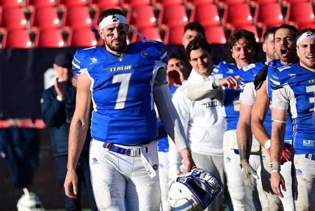28 10 2025 xkhx Krefeld Grotenburg Stadium American Football European Championship 2025 Italy Germany 3rd place match Italy wins the small final for 3rd place and cheers here Zahradka Luke 7, ITA