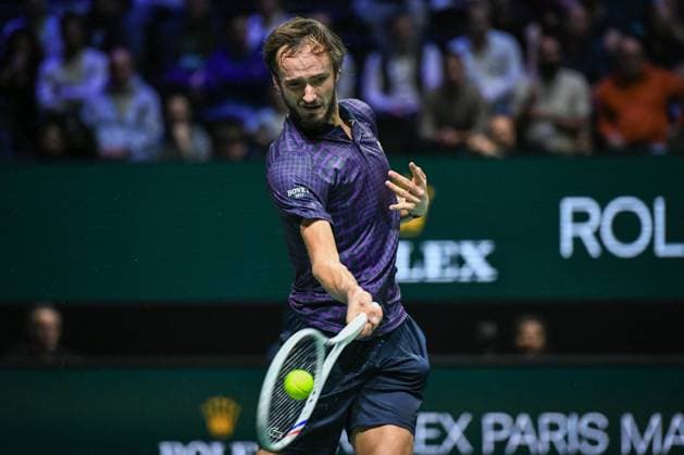 Jaume Munar vs Daniil Medvedev at Rolex Paris Masters 2025 in Paris FA Daniil Medvedev competes against Jaume Munar during the Rolex Paris Masters 2025 tournament at the Paris La Defense Arena in Paris, on October 28, 2025. Photo by Firas Abdullah ABACAPRESS.COM Paris Ile-de-France France  Copyright: xAbdullahxFiras ABACAx