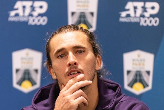 Rolex Paris Masters 2025 - Day 2 Alexander Zverev attends a press conference, PK, Pressekonferenz on day two of the Paris ATP, Tennis Herren Masters 1000 tennis tournament at the Paris La Defense Arena in Nanterre, on the outskirts of Paris. Paris France  Copyright: xIbrahimxEzzatx originalFilename:ezzat-notitle251028_npuak.jpg