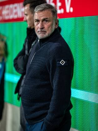 Stefan Kuntz, Sportvorstand Hamburger SV , GER, 1 FC Heidenheim vs Hamburger SV, Football, DFB Pokal, Spielzeit 2025 2026, 28 10 2025, DFB DFL regulations prohibit any use of photographs as image sequences and or quasi video GER, 1 FC Heidenheim vs Hamburger SV, Football, DFB Pokal, Spielzeit 2025 2026, 28 10 2025 Heidenheim Copyright: xMichaelxSchmidt Eibner-Pressefotx EP_MST