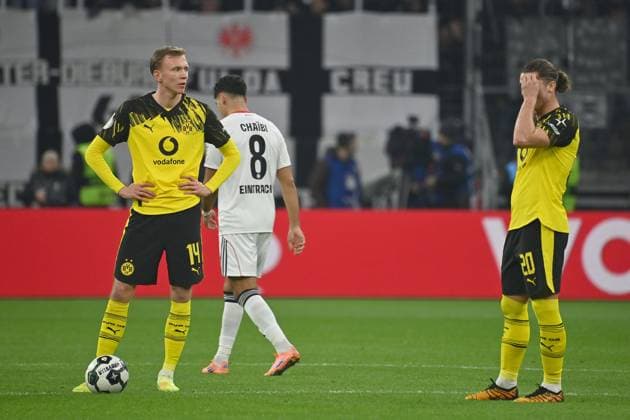 v re Marcel SABITZER Borussia Dortmund , Maximilian BEIER Borussia Dortmund ,, Disappointment,frustration,disappointed,frustrated,dejected, Football DFB Cup , 2 Round Eintracht Frankfurt Borussia Dortmund on 28 10 2025 , DEUTSCHE BANK PARK Season 2025 2026,