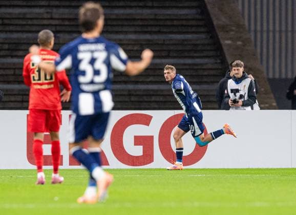 Soccer, Men, Season 2025 2026, DFB Pokal 2 Round , Hertha BSC SV Elversberg, Michael Cuisance Hertha BSC , Cheering after scoring 1 0, 28 10 2025, Copyright: xSebastianxRäppold MatthiasxKochx