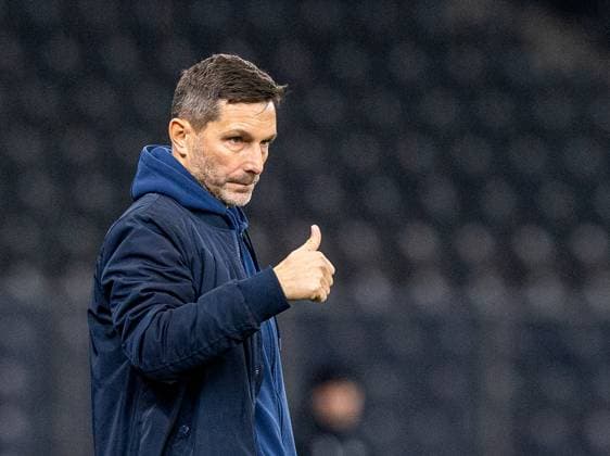 Soccer, Men, Season 2025 2026, DFB Pokal 2 Round , Hertha BSC SV Elversberg, Coach Stefan Leitl Hertha BSC , 28 10 2025, Copyright: xSebastianxRäppold MatthiasxKochx