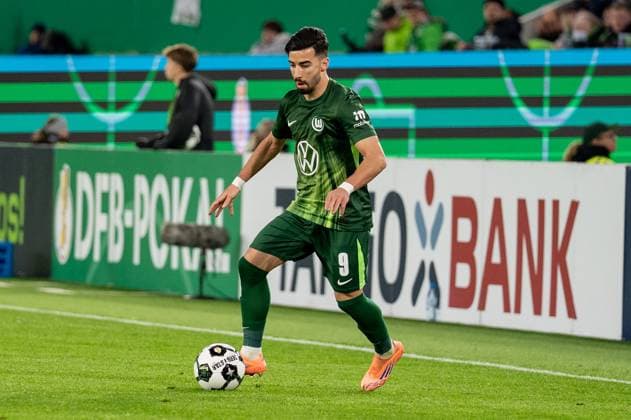 Germany, Football, DFB Cup, 2nd round, 2025 2026, VfL Wolfsburg Holstein Kiel on 28 10 in Wolfsburg Volkswagen Arena Mohammed Amoura VfL Wolfsburg 9 dribbles Copyright: xSvenxHeidmannx
