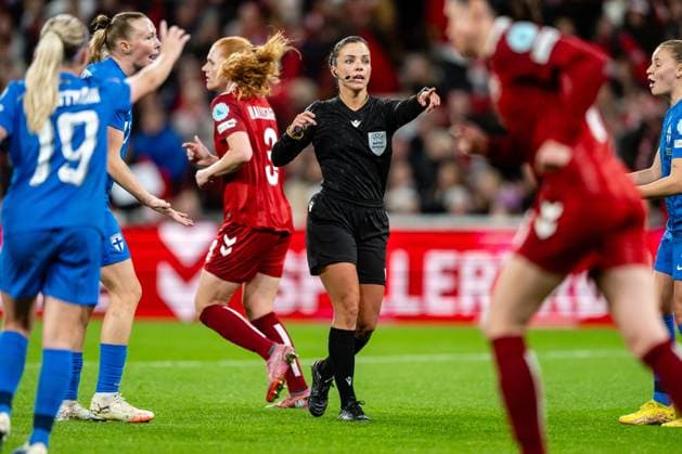 Denmark v Finland, UEFA Nations League Women, Copenhagen, Denmark Copenhagen, Denmark. 28th, October 2025. Referee Marta Huerta De Aza seen during the UEFA Nations League match between Denmark and Finland at Parken in Copenhagen. Denmark, Copenhagen  Copyright: xGonzalesxPhoto TobiasxJorgensenx