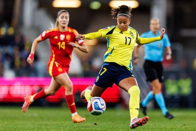 251028 Felicia Schröder of Sweden during the Women s Nations League semifinal between Sweden and Spain on October 28, 2025 in Gothenburg Photo Michael Erichsen BILDBYRAN COP 89 MI0896 fotboll football soccer fotball nations league uefa womens nations league semifinal semifinals sverige sweden spanien spain dam bbeng  Copyright: MICHAELxERICHSEN BB251028MI027