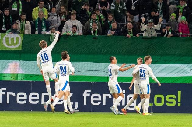 Germany, Football, DFB Cup, 2nd round, 2025 2026, VfL Wolfsburg Holstein Kiel on 28 10 in Wolfsburg Volkswagen Arena Alexander Bernhardsson Holstein Kiel 11 penalties to 0 1 goal celebration Copyright: xSvenxHeidmannx