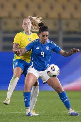 Martina Piemonte of Italy and Isa Haas of Brazil during a friendly match between the Brazilian Women s national team, Nationalteam and the Italian National Team held at the Ennio Tardini Stadium in Parma, Italy, on Tuesday, 28. (Photo by Joao Brandino Sports Press Photo) (João Brandino Sports Press Photo SPP) Copyright: xJoãoxBrandino SportsxPressxPhotox Sportspressphoto_SPR52722