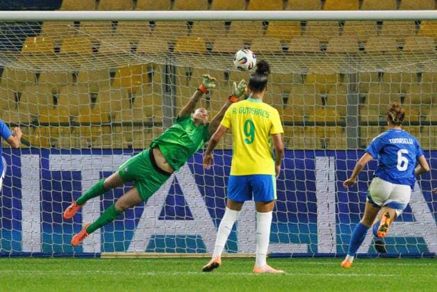 Lorena Da Silva Leita of Brasil hits the ball during the friendly match between Italy and Brasil at Stadio Tardini on October 28, 2025 in Parma, Italy. Photo: Cinzia Camela.  Copyright: xCinziaxCamela IPAxSportx xipa-agency.netx xx IPA_67189278 IPA_Agency_IPA67189278