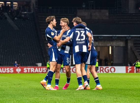Soccer, Men, Season 2025 2026, DFB Pokal 2 Round , Hertha BSC SV Elversberg, f l Linus Gechter Hertha BSC , Marton Dardai Hertha BSC , Kennet Eichhorn Hertha BSC , Michael Cuisance Hertha BSC , Cheering after scoring the 2 0 goal, 28 10 2025, Copyright: xSebastianxRäppold MatthiasxKochx