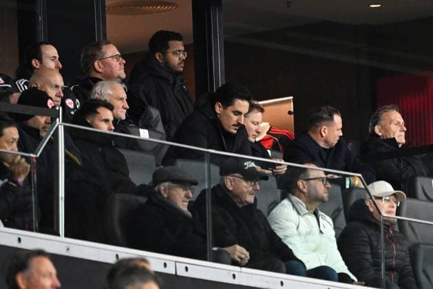 28 10 2025, xjhx, Fußball DFB Pokal 2 Runde, Eintracht Frankfurt Borussia Dortmund v l DFB Praesident Bernd Neuendorf Deutscher Fussball Bund Sportdirektor Rudi Voeller Völler DFB Philipp Reschke Leiter Recht Eintracht Frankfurt Benjamin Huebner Hans Joachim Watzke DFL DFB REGULATIONS PROHIBIT ANY USE OF PHOTOGRAPHS as IMAGE SEQUENCES and or QUASI VIDEO Frankfurt am Main