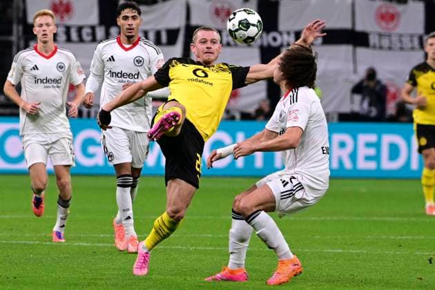 Julian Ryerson 26 Borussia Dortmund , Eintracht Frankfurt vs Borussia Dortmund, DFB Pokal, 2 Runde, 28 10 2025 DFB regulations prohibit any use of photographs as image sequences and or quasi video Frankfurt Hessen Germany Copyright: xkolbert-press MarcxNiemeyerx