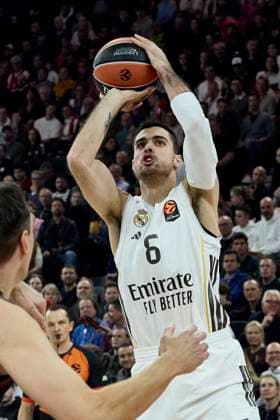 Turkish Airlines EuroLeague Basketball, FC Bayern Munich Basketball vs Real Madrid, Munich FC Bayern Basketball, Munich FC Bayern Basketball, Madrid Real Baloncesto, 2025 10 28 in Munich SAP Garden ABALDE Alberto Real Madrid Forward Nr 6 RMB6 sportworld Munich SAP Garden Bayern Germany