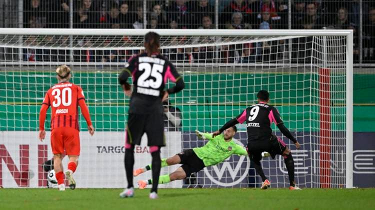 GOAL for 0 1 Robert Glatzel Hamburger SV HSV 09 Penalty, penalty kick Goal kick Action Goal chance 1 FC Heidenheim 1846 FCH vs Hamburger SV HSV DFB Pokal Second Round 28 10 2025 DFL REGULATIONS PROHIBIT ANY USE OF PHOTOGRAPHS AS IMAGE SEQUENCES AND OR QUASI VIDEO 1 FC Heidenheim 1846 FCH vs Hamburger SV HSV
