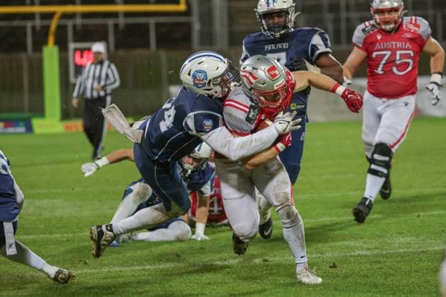 AMERICAN FOOTBALL - IFAF EC, AUT vs FIN KREFELD,GERMANY,28.OCT.25 - AMERICAN FOOTBALL - IFAF European Championship, EM, Europameisterschaft gold medal game, final, Austria vs Finland. Image shows Felix Salonen (FIN) and Yannick Mayr (AUT).  GEPAxpictures xDavidxBitzan