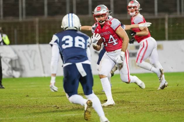AMERICAN FOOTBALL - IFAF EC, AUT vs FIN KREFELD,GERMANY,28.OCT.25 - AMERICAN FOOTBALL - IFAF European Championship, EM, Europameisterschaft gold medal game, final, Austria vs Finland. Image shows Sandro Platzgummer (AUT) and Tuukka Maekelae (FIN).  GEPAxpictures xDavidxBitzan