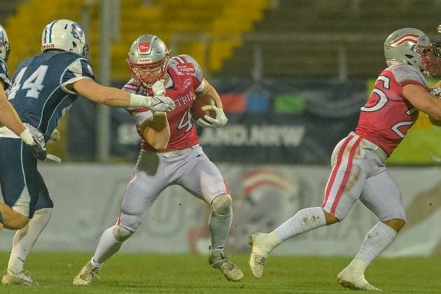 Yannick Mayr (Team Austria, 14) runs with the ball, Team Austria vs Team Finland, American Football, European Championship, EM, Europameisterschaft Final, Season 2025, 28.10.2025, Krefeld Grotenburg Stadion Germany Copyright: xFootxBowl JUSTxSHOTSx