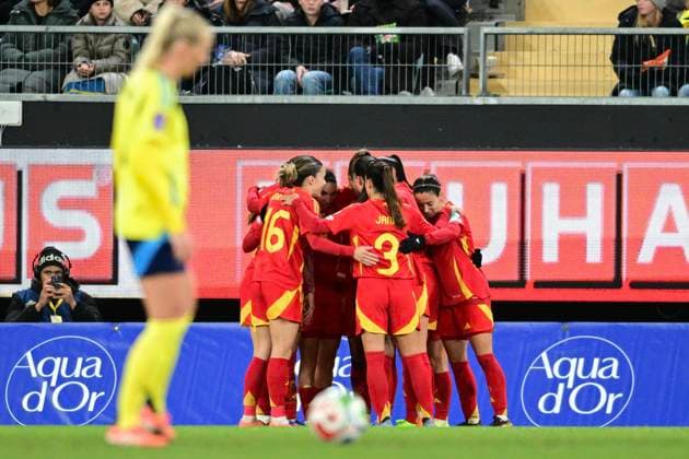 Spain celebrates 1 0 during the women s Nations League semi final between Sweden and Spain at Gamla Ullevi in Gothenburg, Sweden, Tuesday, October 28, 2025 GÖTEBORG SWEDEN x9200x  Copyright: xHannaxBrunlöf TTx NATIONS LEAGUE SEMIFINAL SWEDEN-SPAIN