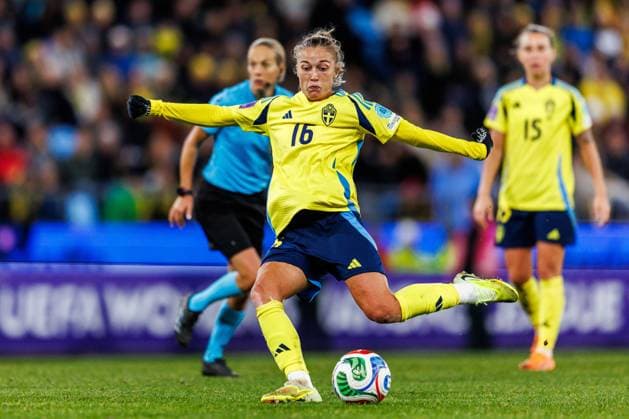 251028 Filippa Angeldahl of Sweden during the Women s Nations League semifinal between Sweden and Spain on October 28, 2025 in Gothenburg Photo Michael Erichsen BILDBYRAN COP 89 MI0896 fotboll football soccer fotball nations league uefa womens nations league semifinal semifinals sverige sweden spanien spain dam bbeng  Copyright: MICHAELxERICHSEN BB251028MI057