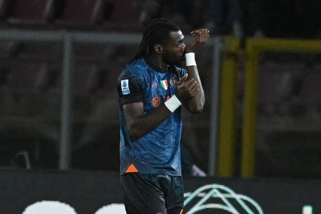 CALCIO - Serie A - US Lecce vs SSC Napoli Andre Frank Zambo Anguissa of SSC Napoli celebrates after scoring goal during the Serie A Enelive betwee US Lecce vs SSC Napoli at Via Del Mare Stadium Lecce Italy  Copyright: xIPAxSport ABACAx