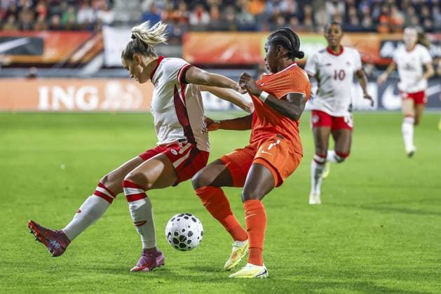 Football, Women, International match, Netherlands - Canada