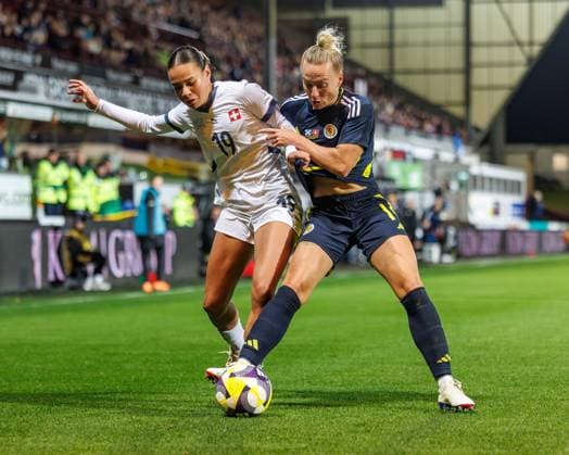 UK: Scotland V Swizerland, Women™s International Friendly, Länderspiel, Nationalmannschaft 28 October 2025 Switzerland s Iman Beeney battling with Scotland s Rachel McLauchlan. Scotland V Swizerland, Women™s International Friendly, 28 October 2025 Dunfermline KDM Group East End Park Fife Scotland Copyright: xLiamxChesterx