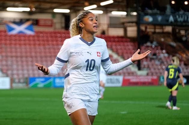 UK: Scotland v Switzerland, UEFA Women™s International Friendly, Länderspiel, Nationalmannschaft at East End Park, Dunfermline, Scotland on 28 October 2025: Pictured: Sydney Schertenleib (Switzerland) celebrates scoring with a header to make it 0-1 Dunfermline East End Park Scotland Copyright: xAlexxToddx