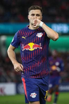 28 10 2025, xtgx, Fußball DFB Pokal 2 Runde, FC Energie Cottbus RB Leipzig emspor, v l Christoph Baumgartner Leipzig, 14 Jubel, Torjubel, jubelt ueber das Tor, celebrate the goal, celebration DFL DFB REGULATIONS PROHIBIT ANY USE OF PHOTOGRAPHS as IMAGE SEQUENCES and or QUASI VIDEO Cottbus