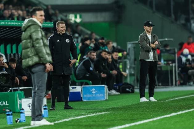 Sport, Football, DFB Pokal Season 2025 2026 2 Round Borussia Mönchengladbach Karlsruher SC 28 10 2025, BORUSSIA PARK Timo Gansloweit Fourth Official Mönchengladbach BORUSSIA PARK North Rhine-Westphalia Germany