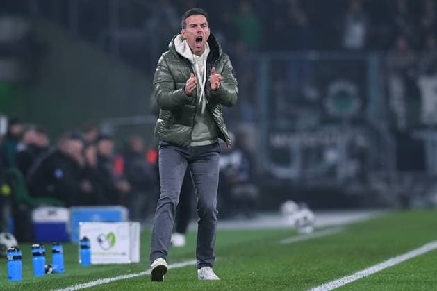 Soccer DFB Cup 2nd round Borussia Mönchengladbach Karlsruher SC on 28 10 2025 at Borussia Park in Mönchengladbach Christian Eichner Trainer Head coach Karlsruhe DFB regulations prohibit any use of photographs as image sequences and or quasi video xRx
