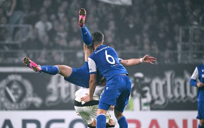Football, DFB Cup, Germany, Men, Season 2025 2026, 2 Round, Borussia Park Mönchengladbach, Bor Mönchengladbach Karlsruher SC Marcel Beifus KSC , Nicolai Rapp KSC , Haris Tabakovic BMG Action
