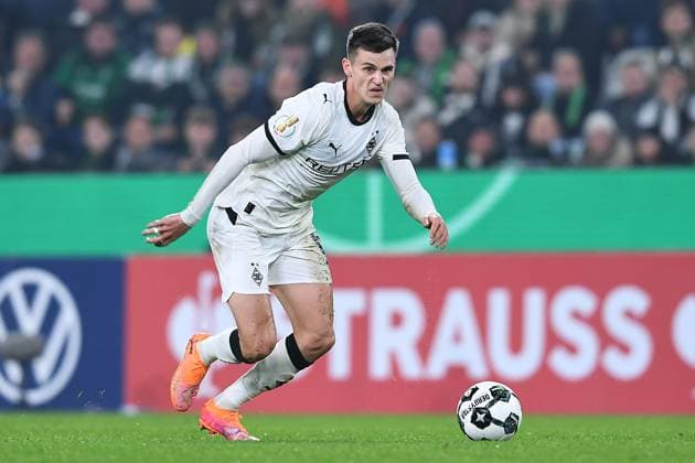 Soccer DFB Cup 2nd round Borussia Mönchengladbach Karlsruher SC on 28 10 2025 at Borussia Park in Mönchengladbach Yannik Engelhardt Mönchengladbach DFB regulations prohibit any use of photographs as image sequences and or quasi video xRx
