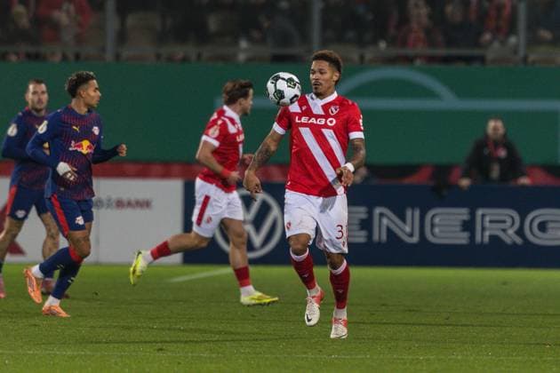GER, DFB Pokal, 2nd round, FC Energie Cottbus RB Leipzig 28 10 2025, LEAG Energie Stadion, Cottbus, GER, DFB Pokal, 2nd round, FC Energie Cottbus RB Leipzig Justin Butler FC Energie Cottbus 31 Â nordphotoxGmbHxx xAlexanderxTrienitz nph00051