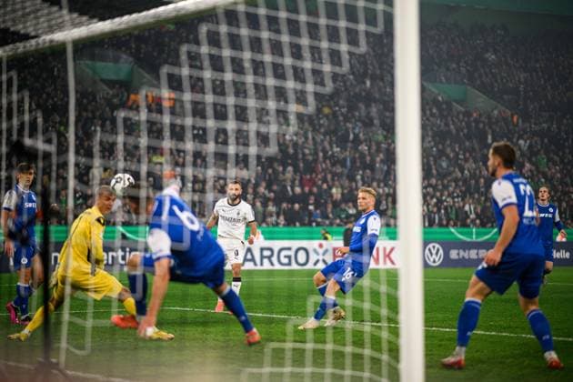 MOENCHENGLADBACH, GERMANY - 28 OCTOBER, 2025: Franck Honorat - The football match of Germany Cup DFB Pokal Borussia Moenchengladbach vs Karlsruher SC at Borussia Park.  Copyright: xVitaliixKliuievx
