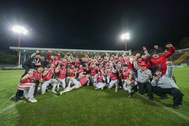AMERICAN FOOTBALL - IFAF EC, AUT vs FIN KREFELD,GERMANY,28.OCT.25 - AMERICAN FOOTBALL - IFAF European Championship, EM, Europameisterschaft gold medal game, final, Austria vs Finland. Image shows the rejoicing of AUT.  GEPAxpictures xDavidxBitzan