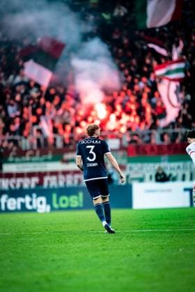 Football, Season 2025 2026, DFB Pokal, WWK Arena Augsburg, 2 Round, FC Augsburg VfL Bochum, 28 10 2025 28 10 2025, Football, Season 2025 2026, DFB Pokal, WWK Arena Augsburg, 2 Round, FC Augsburg VfL Bochum, cropped single image 3 Philipp Strompf VfL Bochum Photo Lucca Fundel Augsburg WWK Arena Bayern Germany