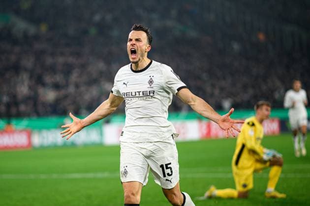 MOENCHENGLADBACH, GERMANY - 28 OCTOBER, 2025: Haris Tabakovic - The football match of Germany Cup DFB Pokal Borussia Moenchengladbach vs Karlsruher SC at Borussia Park.  Copyright: xVitaliixKliuievx