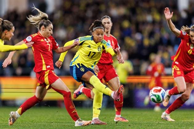 251028 Felicia Schröder of Sweden during the Women s Nations League semifinal between Sweden and Spain on October 28, 2025 in Gothenburg Photo Michael Erichsen BILDBYRAN COP 89 MI0896 bbeng dam football fotball fotboll nations league semifinal semifinals soccer spain spanien sverige sweden uefa womens nations league  Copyright: MICHAELxERICHSEN BB251028MI112