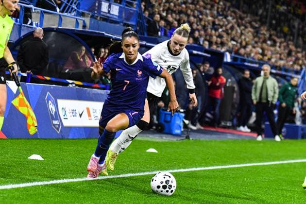 FOOTBALL : France Feminine vs Allemagne Feminine - Ligue des nations - Demi Finale retour - 28 10 2025 Sakina Karchaoui (France) Franziska Kett (Allemagne) CaenFrance  Copyright: xBaptistexAutissierx