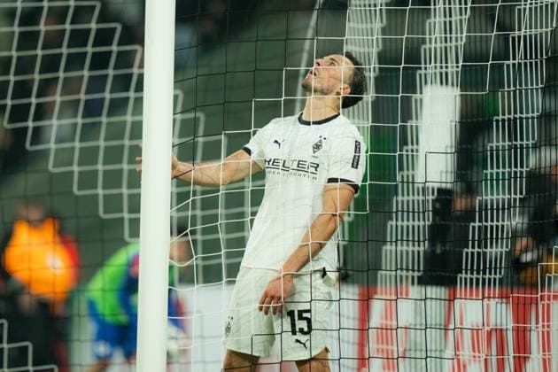 Borussia Mönchengladbach vs Karlsruher SC DFB-Pokal Haris Tabakovic of Borussia Mönchengladbach in action during the DFB-Pokal second round match against Karlsruher SC at Borussia-Park in Mönchengladbach, Germany, on October 28, 2025. Copyright: xTaiseixIwamotox