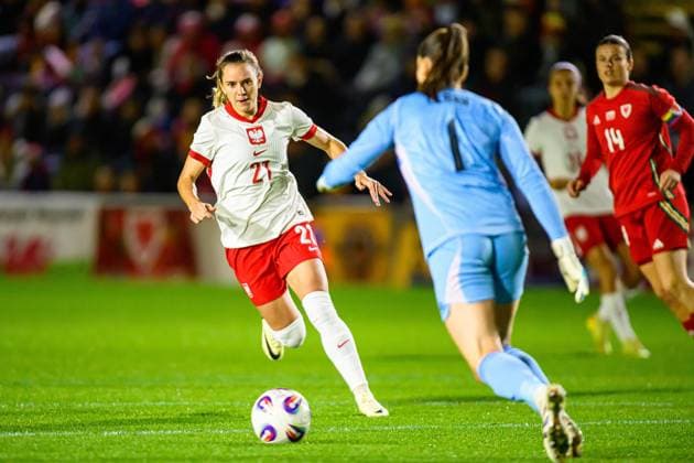 28.10.2025 WALIA , NEWPORT, STADION RODNEY PARADE, PILKA NOZNA KOBIET ( WOMEN S FOOTBALL) MECZ TOWARZYSKI WALIA (WALES - POLAND ) WALIA - POLSKA ¨NZ. PAULINA TOMASIAK FOTO RADOSLAW JOZWIAK CYFRASPORT NEWSPIX.PL --- Newspix.pl POLAND OUT!  RA1_3701