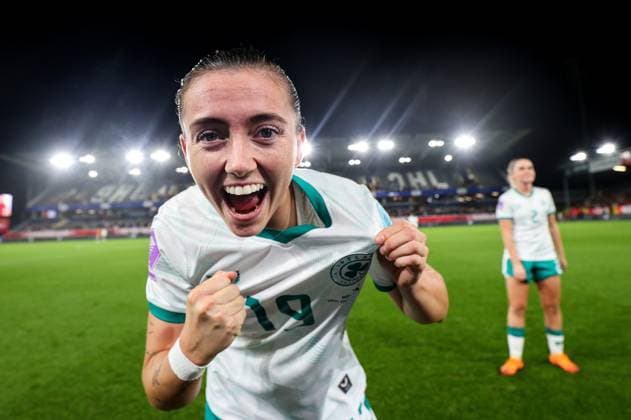 2025 UEFA Women s Nations League Promotion Relegation Play-off Second Leg, King Power at Den Dreef, Leuven, Belgium 28 10 2025 Belgium vs Republic of Ireland Ireland s Abbie Larkin celebrates after the game Abbie Larkin celebrates after the game 28 10 2025  Copyright: x INPHO RyanxByrnex RB3_2971