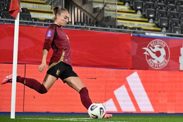 BELGIUM VS IRELAND Tessa Wullaert (9) of Belgium pictured during a women football game between the national teams of the republic of Ireland and Belgium, called the Red Flames for the second leg of the Promotion relegation play-off in the Uefa Womens Nations League 2025, on Tuesday 28 October 2025 in Leuven , BELGIUM . Photo Sportpix David Catry Leuven King Power Stadium BELGIUM  Copyright: xSportpix.bex xDavidxCatryxDavidxCatryx