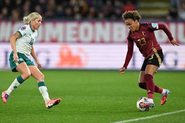 BELGIUM VS IRELAND Denise OSullivan (10) of Ireland and Kassandra Missipo (23) of Belgium pictured during a women football game between the national teams of the republic of Ireland and Belgium, called the Red Flames for the second leg of the Promotion relegation play-off in the Uefa Womens Nations League 2025, on Tuesday 28 October 2025 in Leuven , BELGIUM . Photo Sportpix David Catry Leuven King Power Stadium BELGIUM  Copyright: xSportpix.bex xDavidxCatryxDavidxCatryx