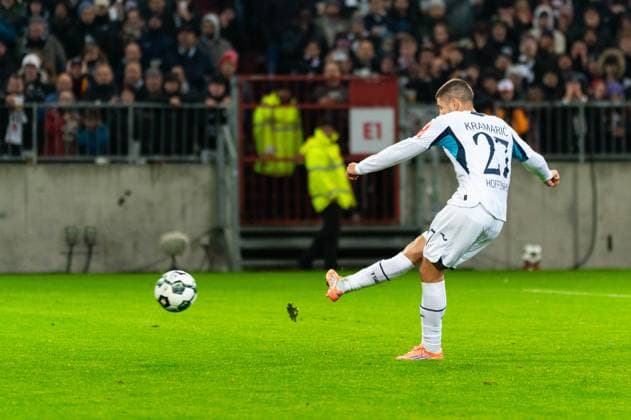 Goal for 1 2 Andrej Kramaric TSG 1899 Hoffenheim, 27 Penalty kick, GER, FC St Pauli vs TSG 1899 Hoffenheim, Football, DFB Pokal, 2 Round, Season 2025 2026, 28 10 2025 DFL REGULATES PROHIBIT ANY USE OF PHOTOGRAPHS AS IMAGE SEQUENCES AND OR QUASI VIDEO GER, FC St Pauli vs TSG 1899 Hoffenheim, Football, DFB Pokal, 2nd round, 2025 2026 season, 28 10 2025 Hamburg Copyright: xEibner-Pressefoto MaxxVincenx EP_MVN