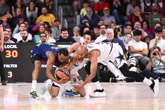 Leandro Bolmaro, Shavon Shields FC Barcellona - EA7 Emporio Armani Olimpia Milano EuroLeague 2025-26 Barcellona, 28 10 2025 Foto M.Ceretti Ciamillo-Castoria Barcellona  Copyright: xMassimoxCerettix