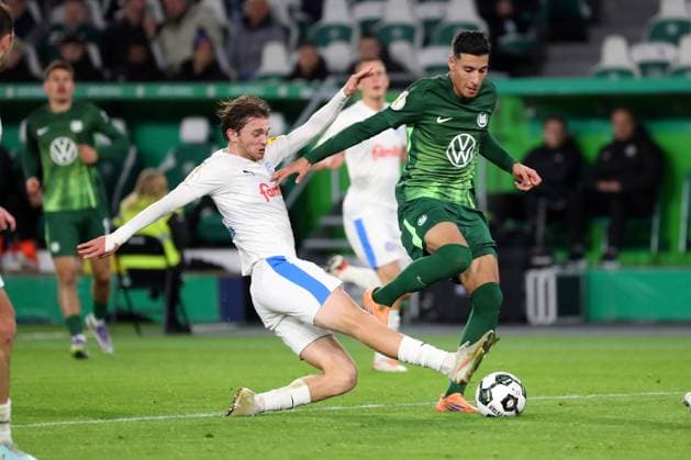 VfL vs Kiel, 2 round DFB Cup Wolfsburg, 28 10 2025, FOOTBALL VfL Wolfsburg vs Holstein Kiel, 2 round DFB Cup, season 2025 26 Adam Daghim VfL Wolfsburg Wolfsburg