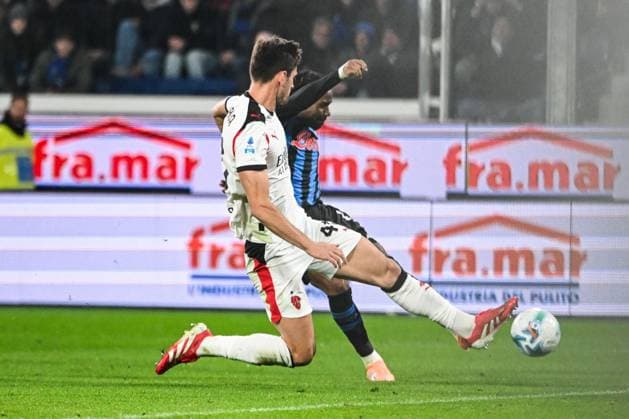 CALCIO - Serie A - Atalanta BC vs AC Milan Ademola Lookman of Atalanta BC scores a goal during the Italian Serie A football match between Atalanta BC and AC Milan on 28 of October 2025 at Gewiss stadium in Bergamo, Italy Bergamo Italy  Copyright: xIPAxSport ABACAx