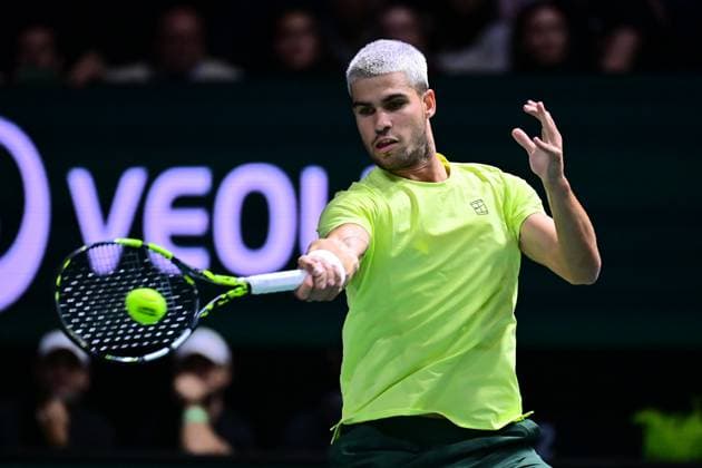 TENNIS : Rolex Paris Masters - Paris - 28 10 2025 Carlos Alcaraz ( Spain ) during the Rolex Paris Masters at Paris La Defense Arena on October 28, 2025 in Nanterre, France. (Photo by Federico Pestellini PSNewz ) ParisFrance  Copyright: xFedericoxPestellinix